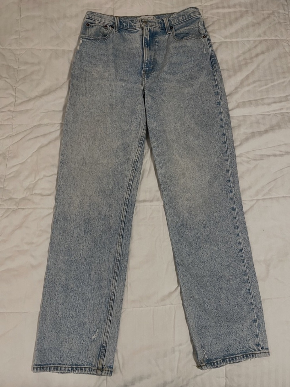 Abercrombie & Fitch 90s Straight Ultra High-Rise Jeans Womens 29/8R Light Wash